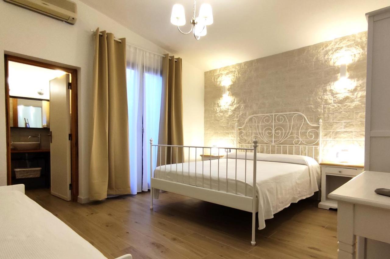 B&B Va' Pensiero Villasimius Luaran gambar