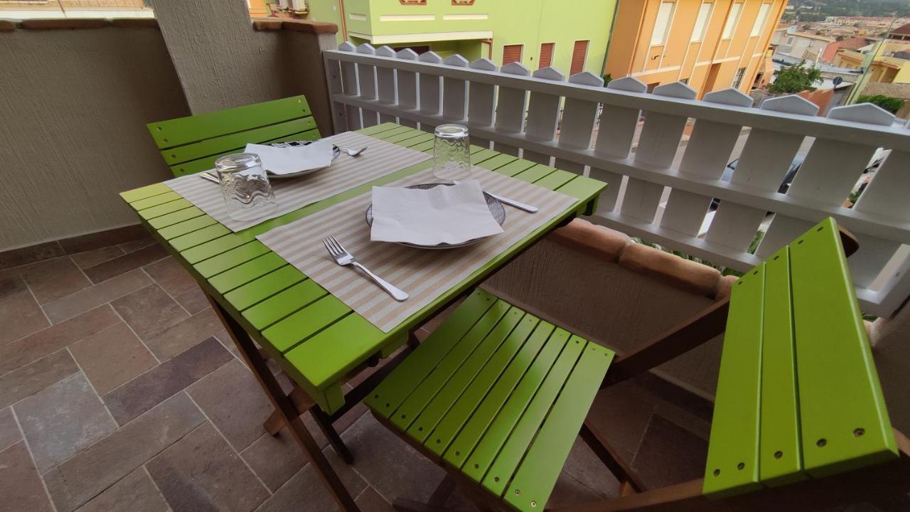 B&B Va' Pensiero Villasimius Luaran gambar