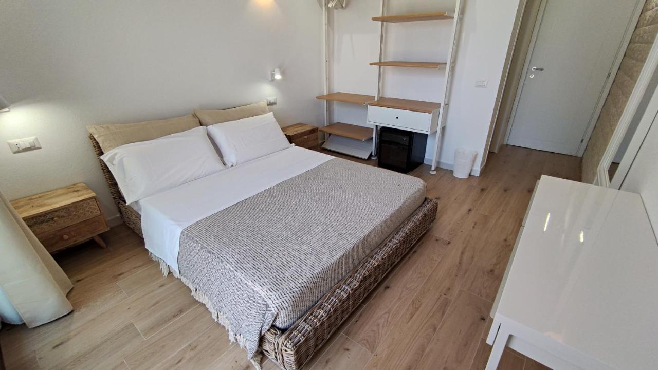 B&B Va' Pensiero Villasimius Luaran gambar